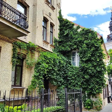 Sv. Mykolo Apartment *